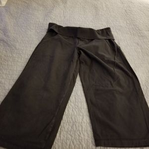 Capri yoga pants